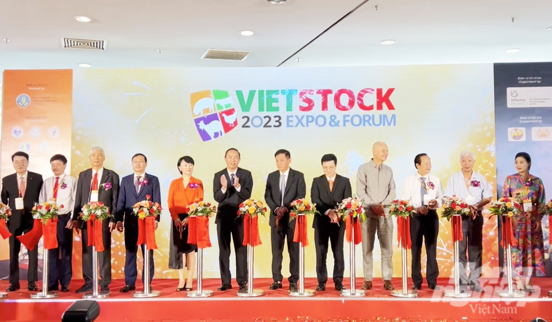 Ngày 11/10, tại TP.HCM, triển lãm quốc tế chuyên ngành chăn nuôi, thức ăn chăn nuôi, thủy sản và chế biến thịt tại Việt Nam (Vietstock 2023) chính thức khai mạc.