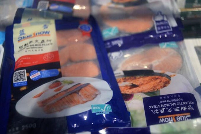 Các nhà chức trách cho biết nCoV được tìm thấy trên bao bì đóng gói hải sản đông lạnh tại công ty ở Yên Đài, tỉnh Sơn Đông.